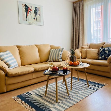 Apartment In Свети Влас Екстериор снимка