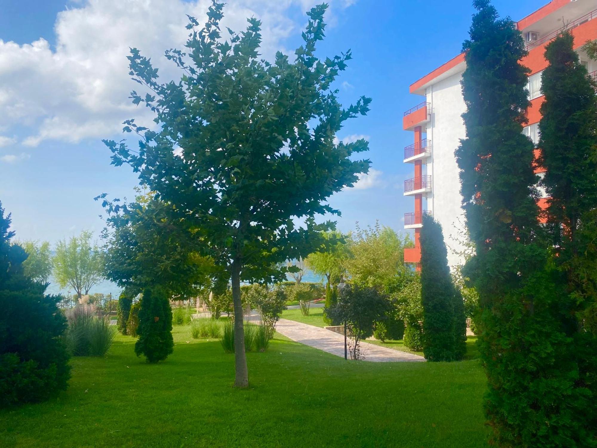 Apartment In Свети Влас Екстериор снимка