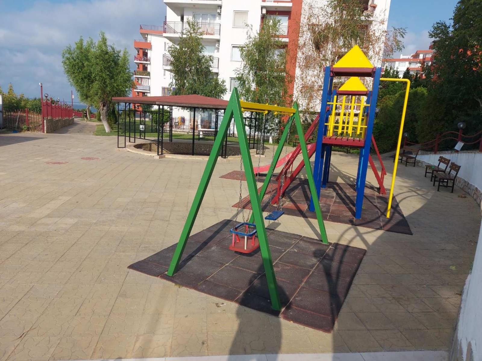 Apartment In Свети Влас Екстериор снимка