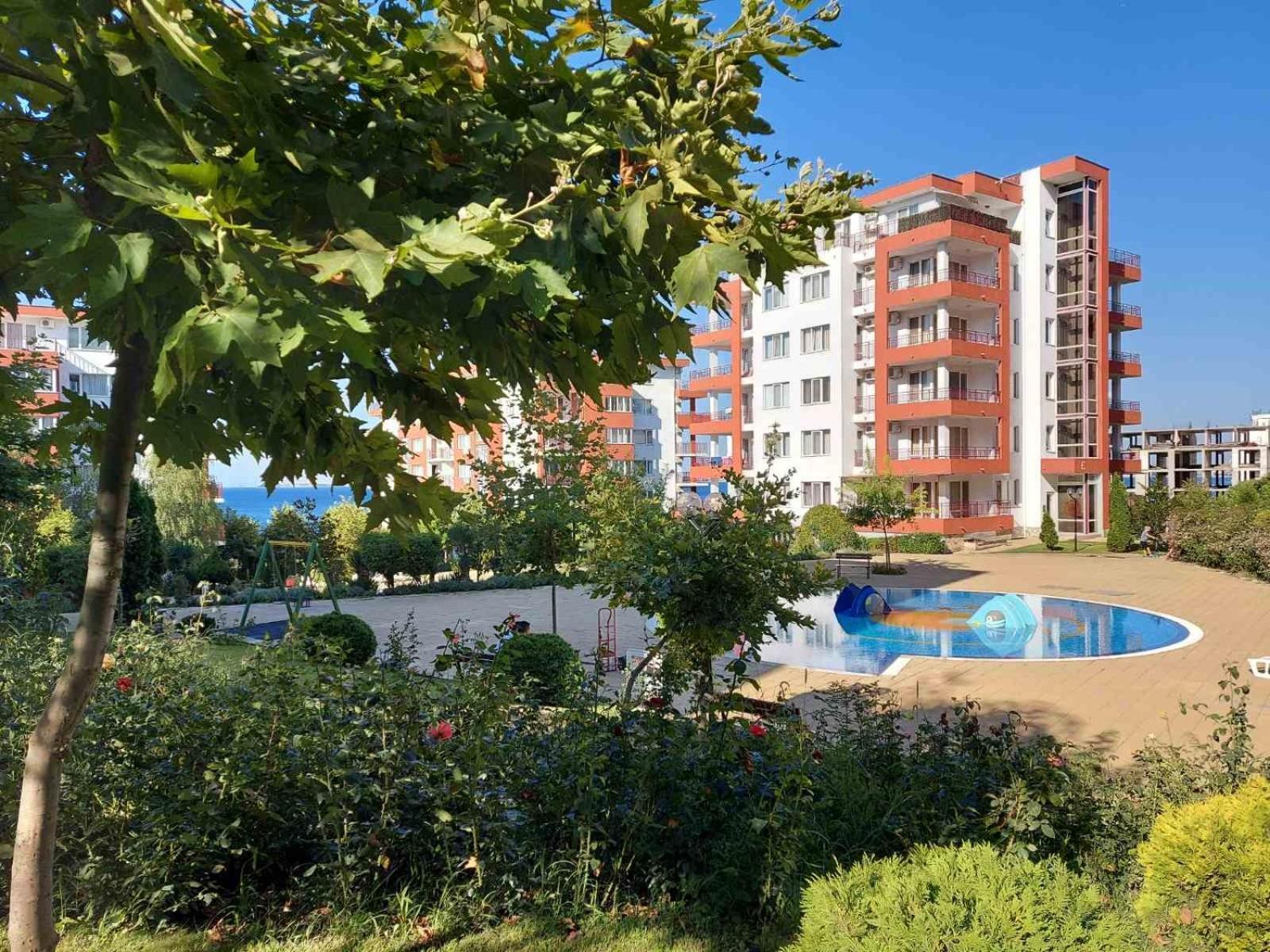 Apartment In Свети Влас Екстериор снимка